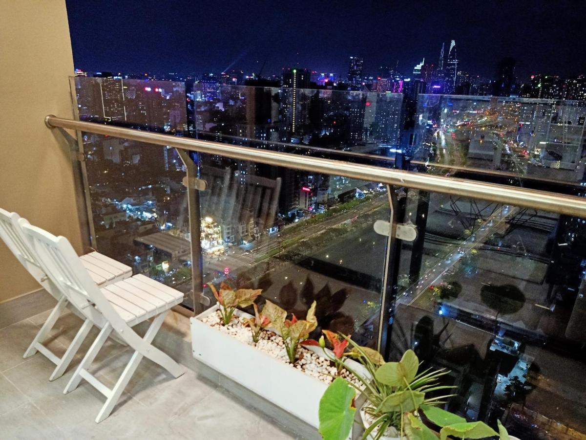 Apartment Yourhomes